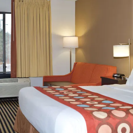 Super 8 by Wyndham Wausau
