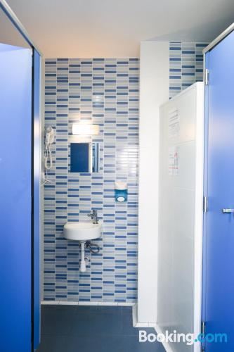 Single Bed in Female 4-Bed Dormitory Room Mana Mana Youth Hostel Photo