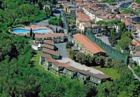 Hotel Marrani Hotels near Sieve