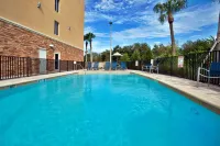 Holiday Inn Express & Suites Largo-Clearwater Hotels in Largo