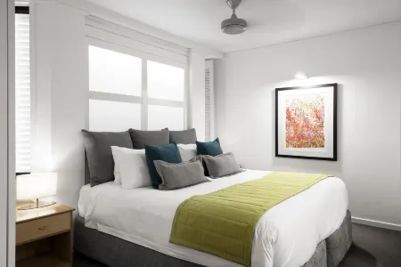 Netanya Noosa Beachfront Resort Отели рядом с достопримечательностью «Hastings Street»