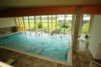 아레나 호텔 헨스테트-울츠부르크