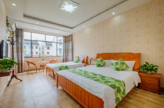 Wuzhen Shuixiang Family Inn