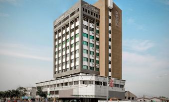 2. 파인트리 호텔..