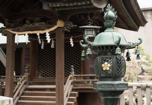 우니조 인 신-오사카 객실