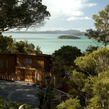 The Sanctuary at Bay of Islands Отели в г. Опуа