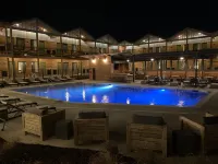 Cotton Court Hotel, by Valencia Hotel Collection - Rooftop Pools