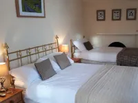 Rigg House B&B Hotels in Leadhills