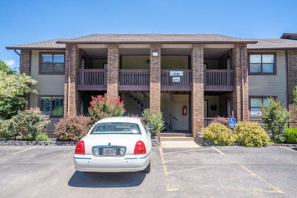 Patterson Pointe-Table Rock Updated 2022 Room Price-Reviews & Deals ...