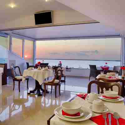 Kymata Dining/Meeting Rooms