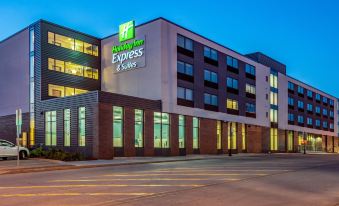 Holiday Inn Express & Suites Platteville