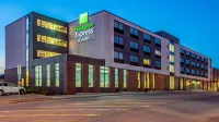 Holiday Inn Express & Suites Platteville Hotels in 