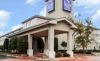 Sleep Inn & Suites Edmond Near University