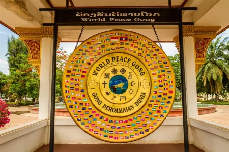 Sea Hotel Отели в г. Nusaniwe