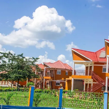 Country Inn Masindi Отели в г. Масинди