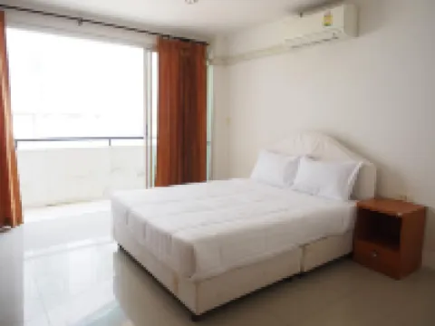 โรงแรมเพชรสุวรรณ์ Phetsuwan Hotel โรงแรมในเพชรบูรณ์