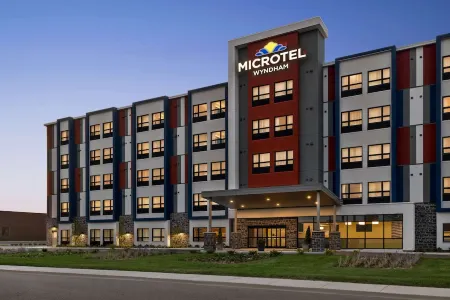 Microtel Inn & Suites Montreal Airport-Dorval QC