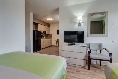 Studio 6 El Paso, TX - East Hotels near El Paso Mission Trail Association