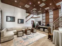 Abbazia de Luxe Các khách sạn gần Phòng trưng bày nghệ thuật A Plus A Gallery