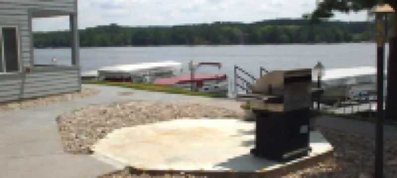 530 E. 海華沙公寓