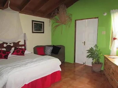 RafJam Bed & Breakfast Hotels in 