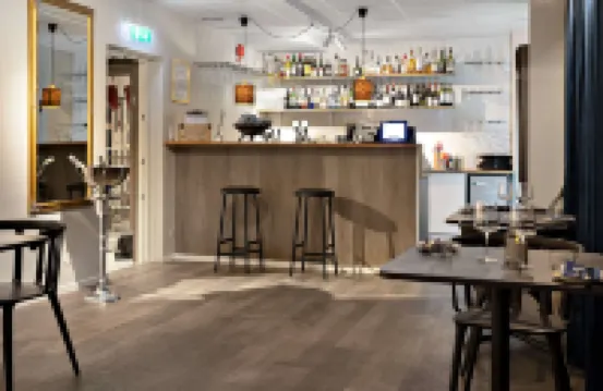 Palm Tree Hotel, Sure Hotel Collection by Best Western