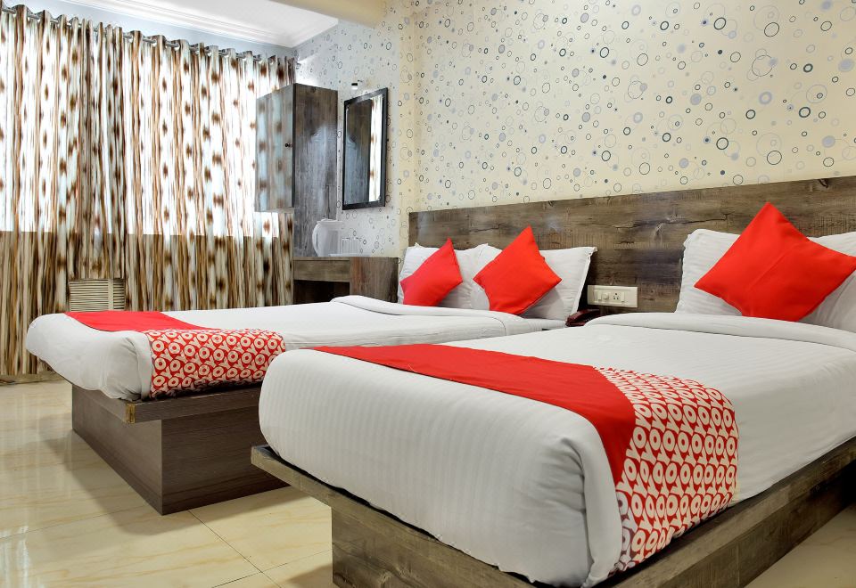 1. Hotel O ..