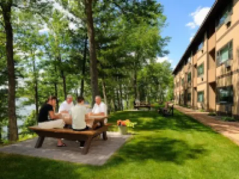 The Pointe Hotel and Suites Hotels in Oneida County