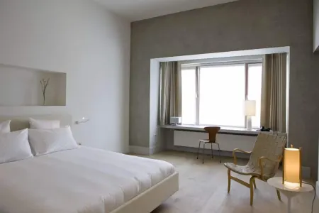 Hotel Wu Wei Отели в г. Кортрейк