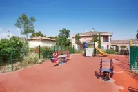 Terres de France - Résidence de la Cabre d'Or Hotels in Bouc-Bel-Air