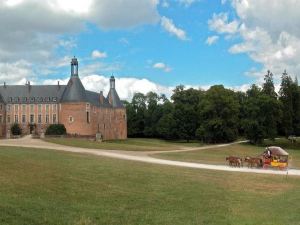 La Maison Jeanne d'Arc - Chambres d'hôtes et hébergements près de Guédelon