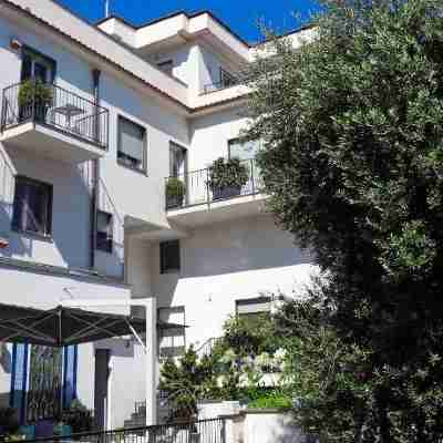 Cubo Apartments Hotel Exterior