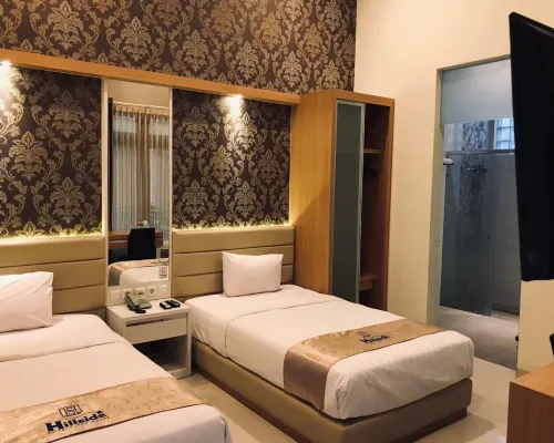 Hillside Suite Guest House Hotels in Sukun