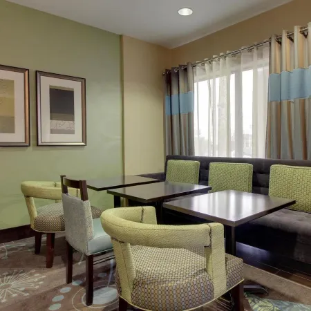 Quality Inn & Suites Quincy - Downtown