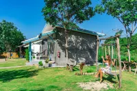 Enda Lanta Bungalows Hotels near Thung Yee Pheng Mangrove Forest