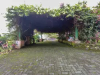 Hotel Makatembo Tomohon Mitra RedDoorz Hotels in Mandolang