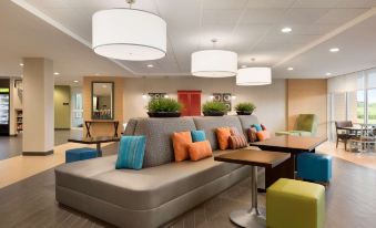 Home2 Suites by Hilton Milwaukee Brookfield