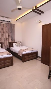 Book Four Square by WI Karachi Hotel Online at best rates - Fly Pakistan