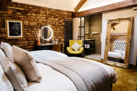 Quite Simply French Hotels near Lancaster Priory Church