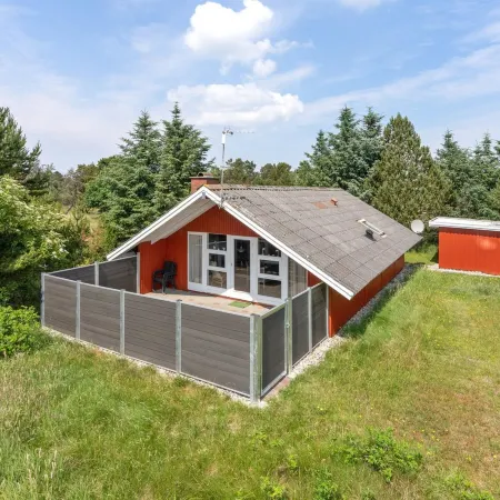 "Egbert" - 900m from the Sea