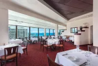 Ilikai Hotel & Luxury Suites