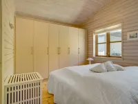 "Øthkil" - 93m from the Sea Hotels in Sjolund