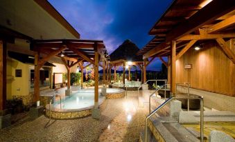 Teriha Spa Resort Moji