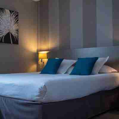 Brit Hotel Le Galion & Spa Rooms