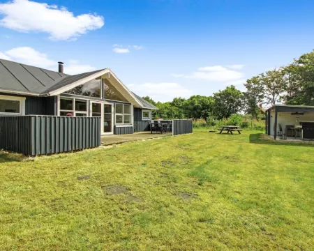 "Daina" - 400m to the Fjord Hotels in Vemb