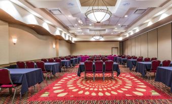 Ramada by Wyndham Jacksonville I-95 by Butler Blvd