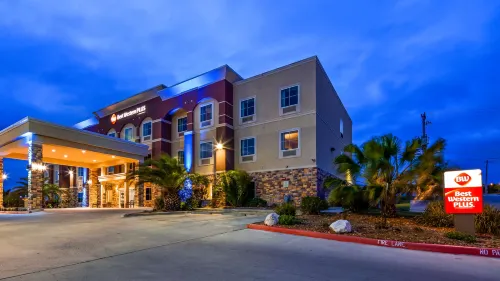 Best Western Plus Kenedy Inn