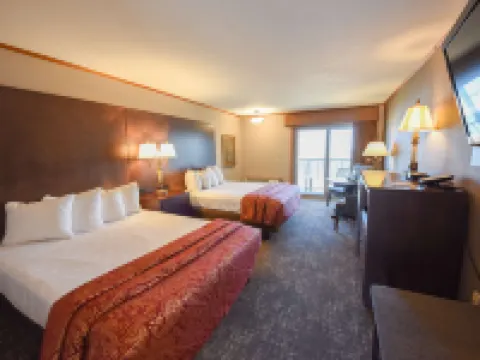 Best Western Plus Dockside Waterfront Inn Hotels in Mackinaw Township