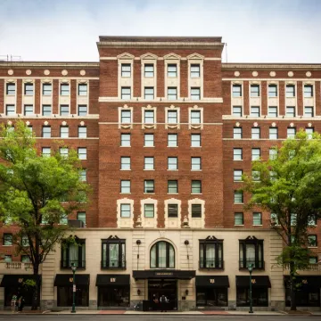The Read House Hotel Hotels near Ruby Falls
