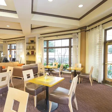 La Quinta Inn & Suites by Wyndham Raleigh Crabtree